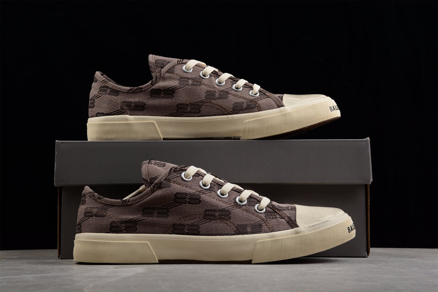 Balenciaga Vulc Destr W6RG20015