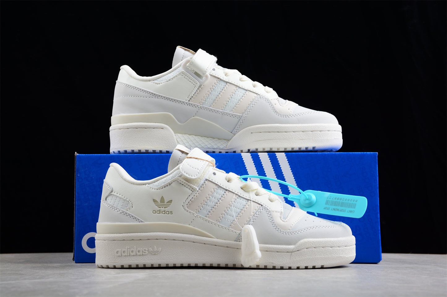 Forum 84 Low HQ6942