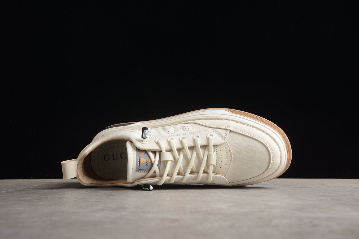 Gucci 22ss9Y9209666