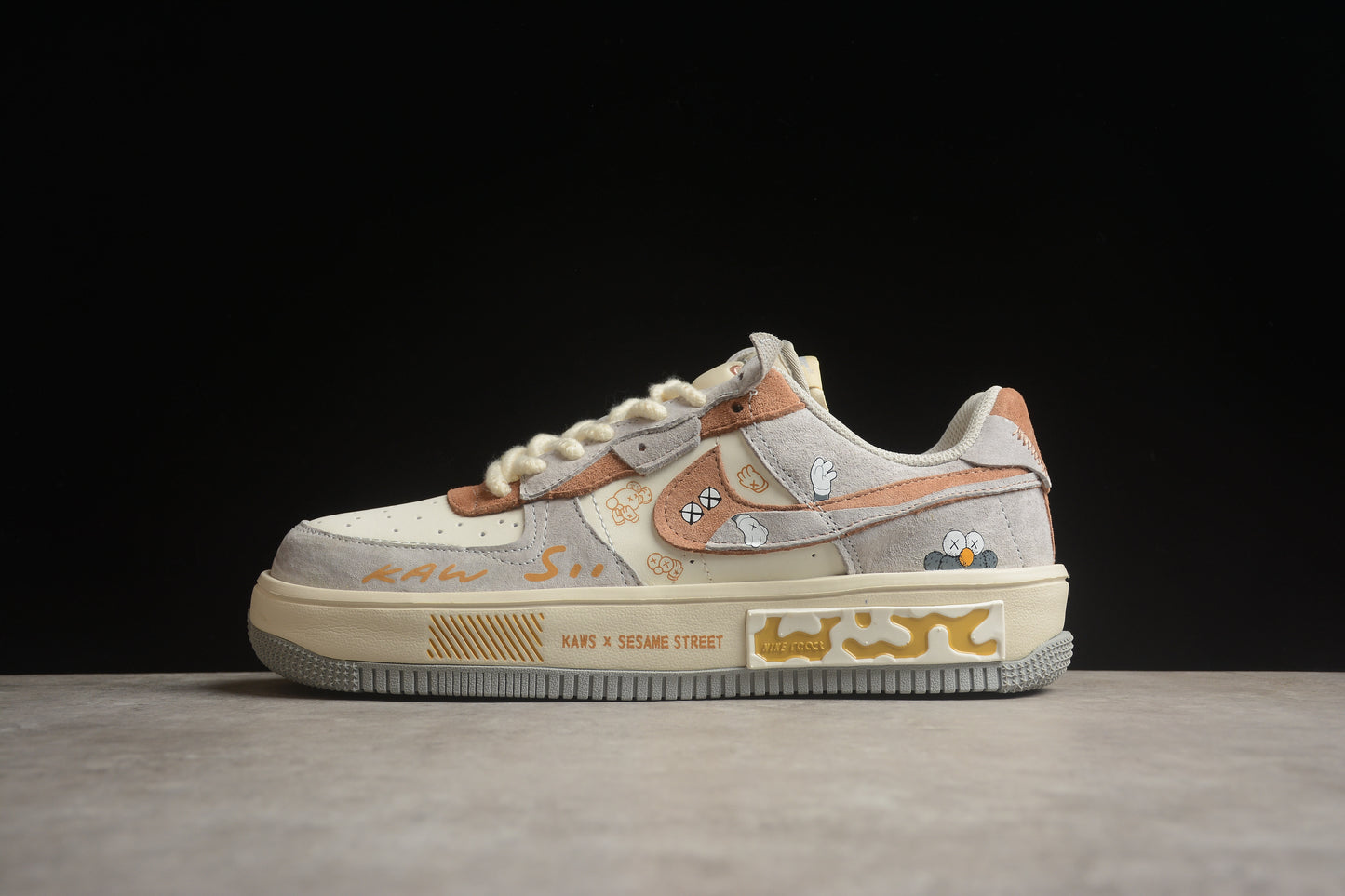 Kaws x NK Air Force 1'07 Low CW6688-608