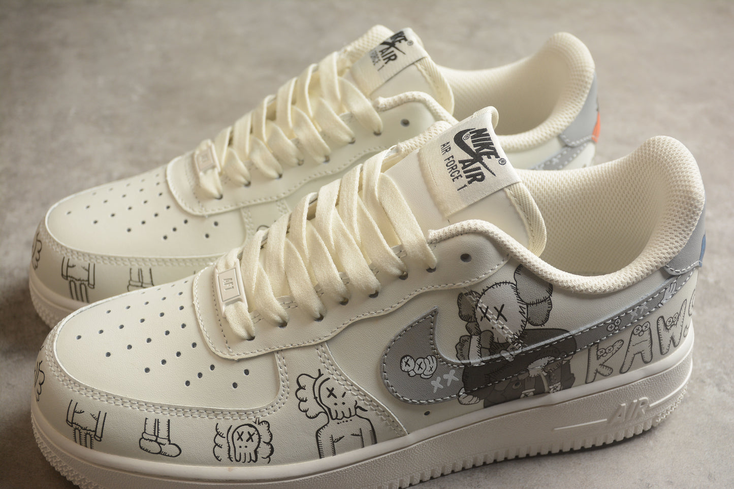 Kaws x Nk Air Force 1'07 Low CW2288-999