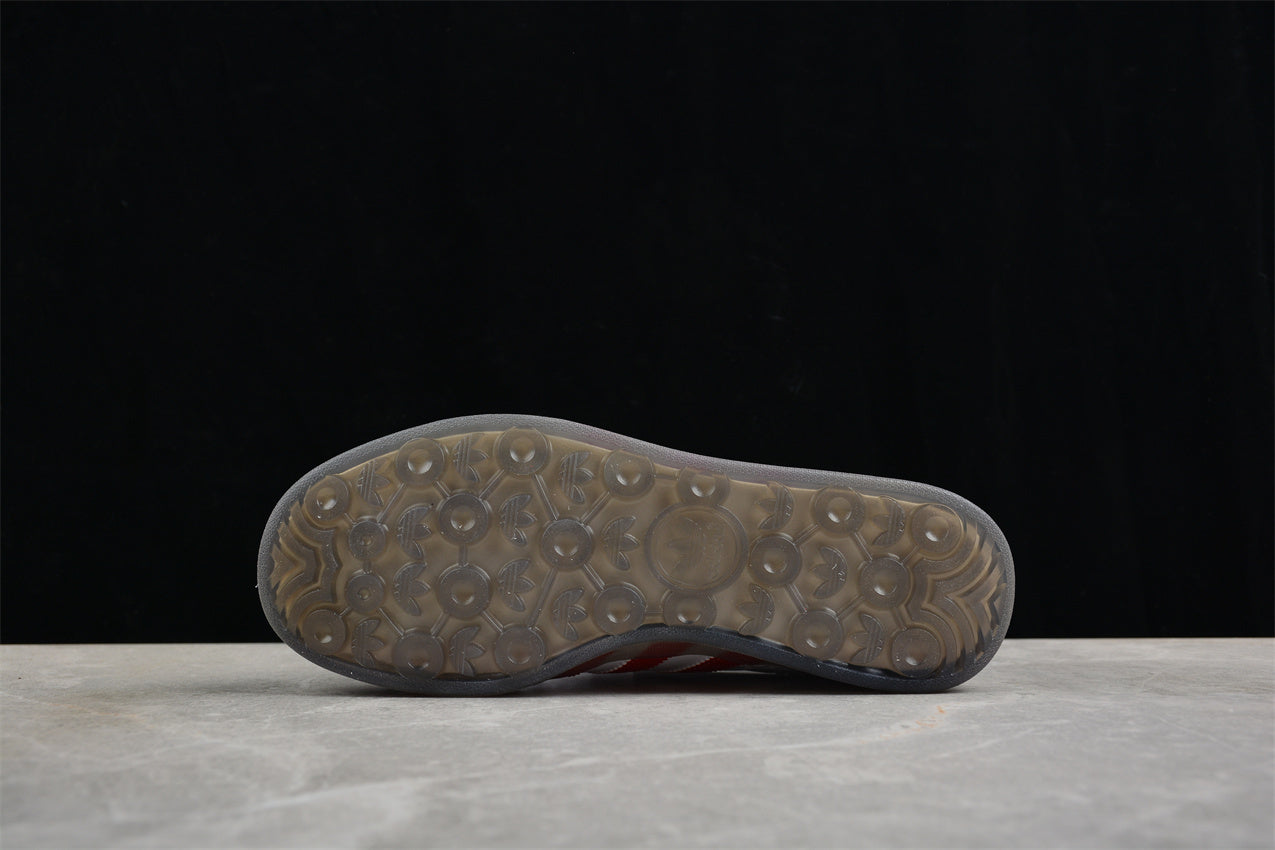 Kitty x Ad Gazelle Indoor II0013
