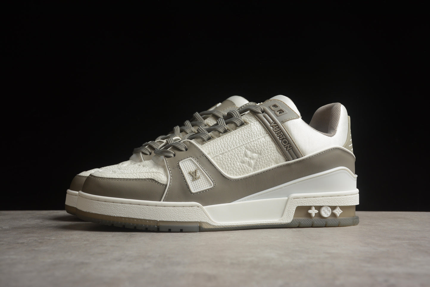 Louis Vuitton Trainer Sneaker Low LV