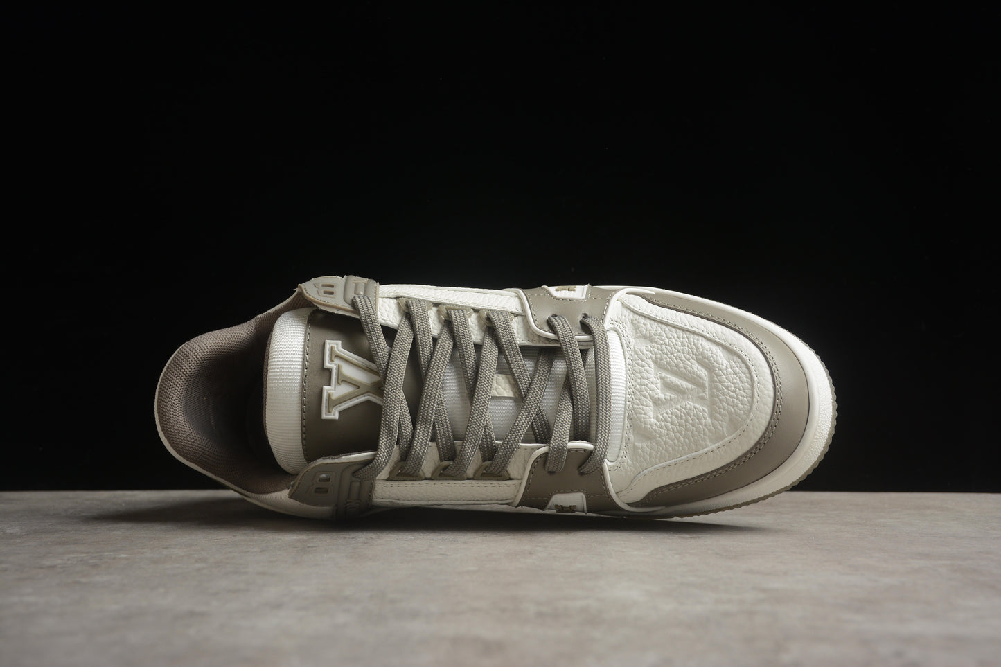 Louis Vuitton Trainer Sneaker Low LV