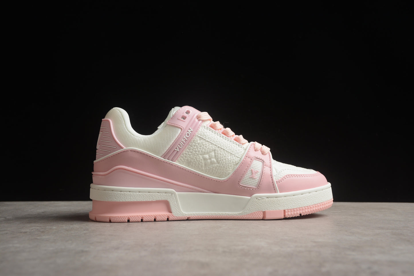 Louis Vuitton Trainer Sneaker Low LV