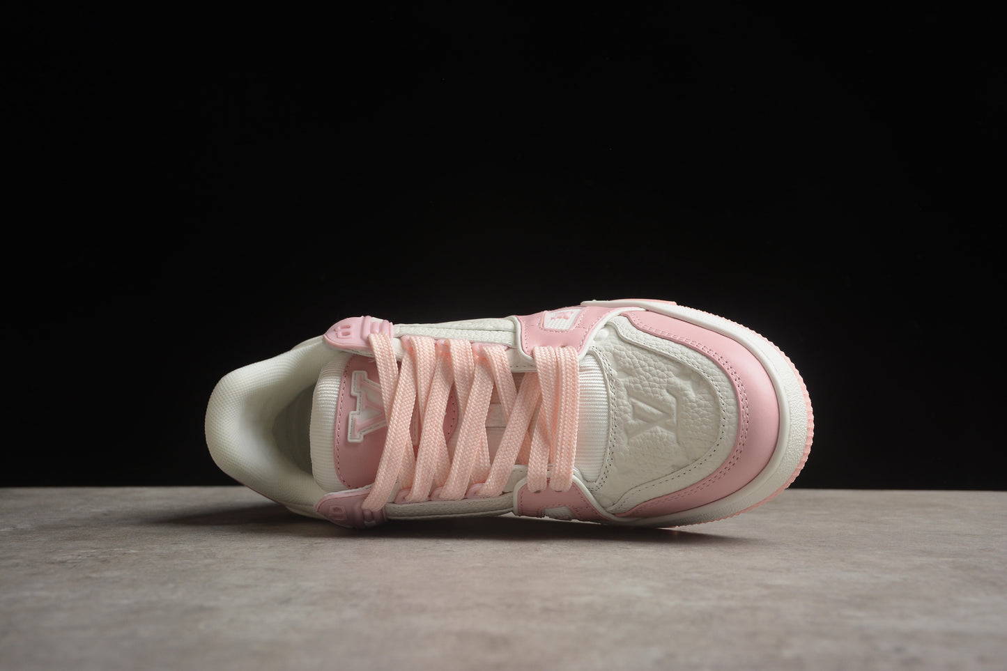 Louis Vuitton Trainer Sneaker Low LV