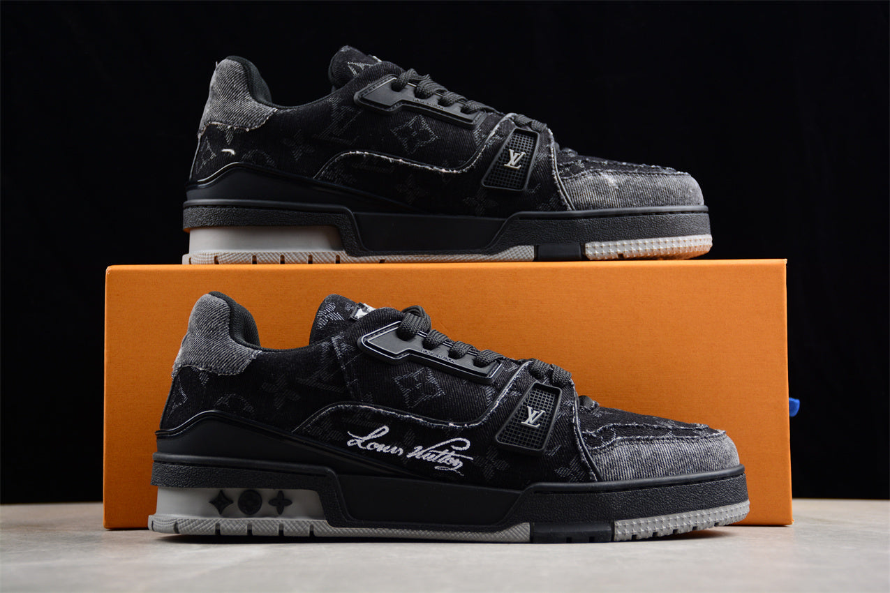 Louis Vuitton Trainer Sneaker Low LV
