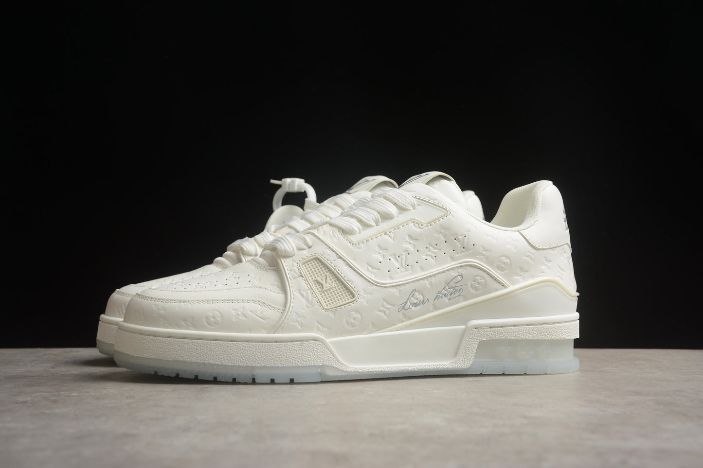 Louis Vuitton Trainer Sneaker Low LV