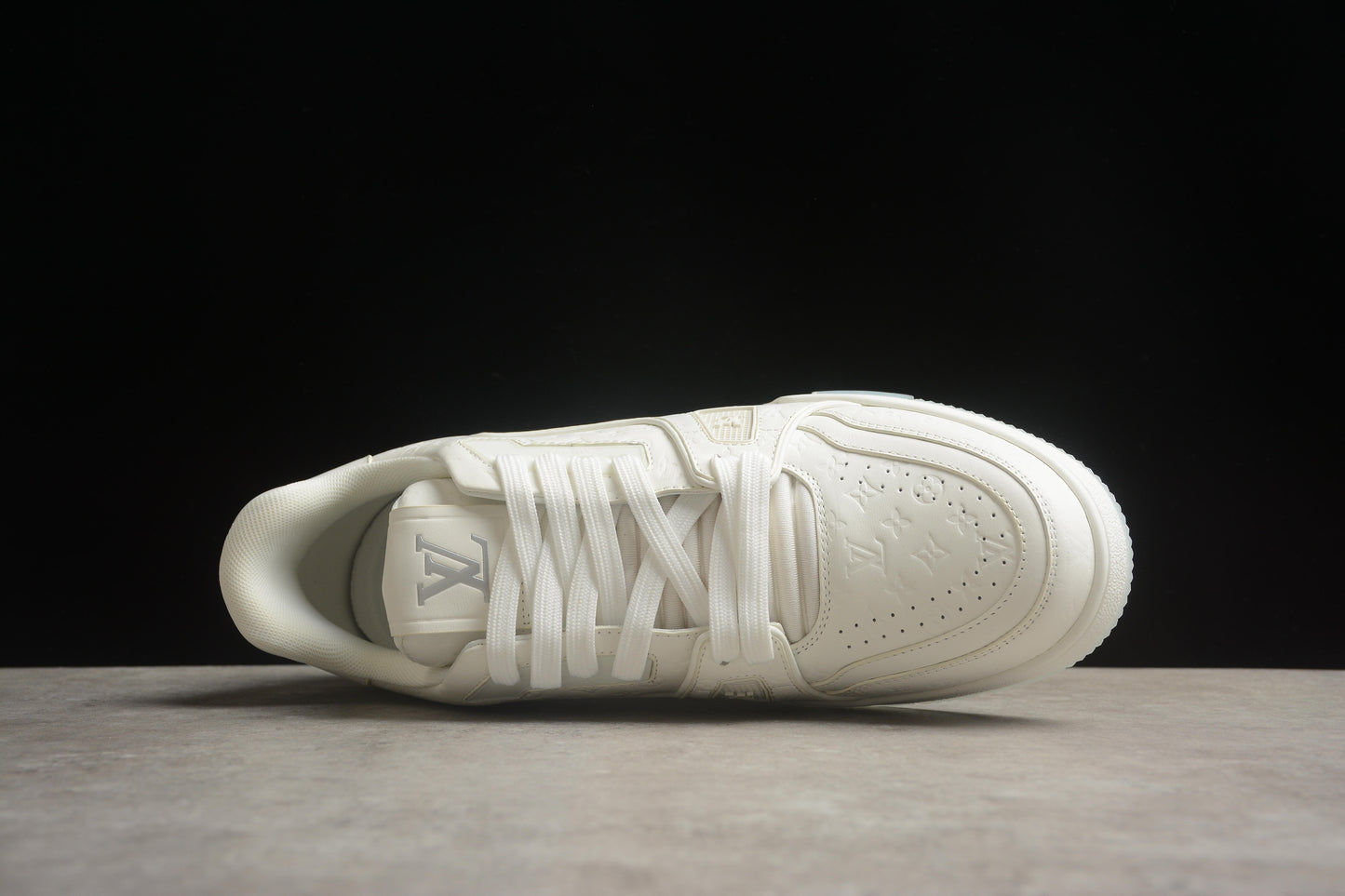 Louis Vuitton Trainer Sneaker Low LV
