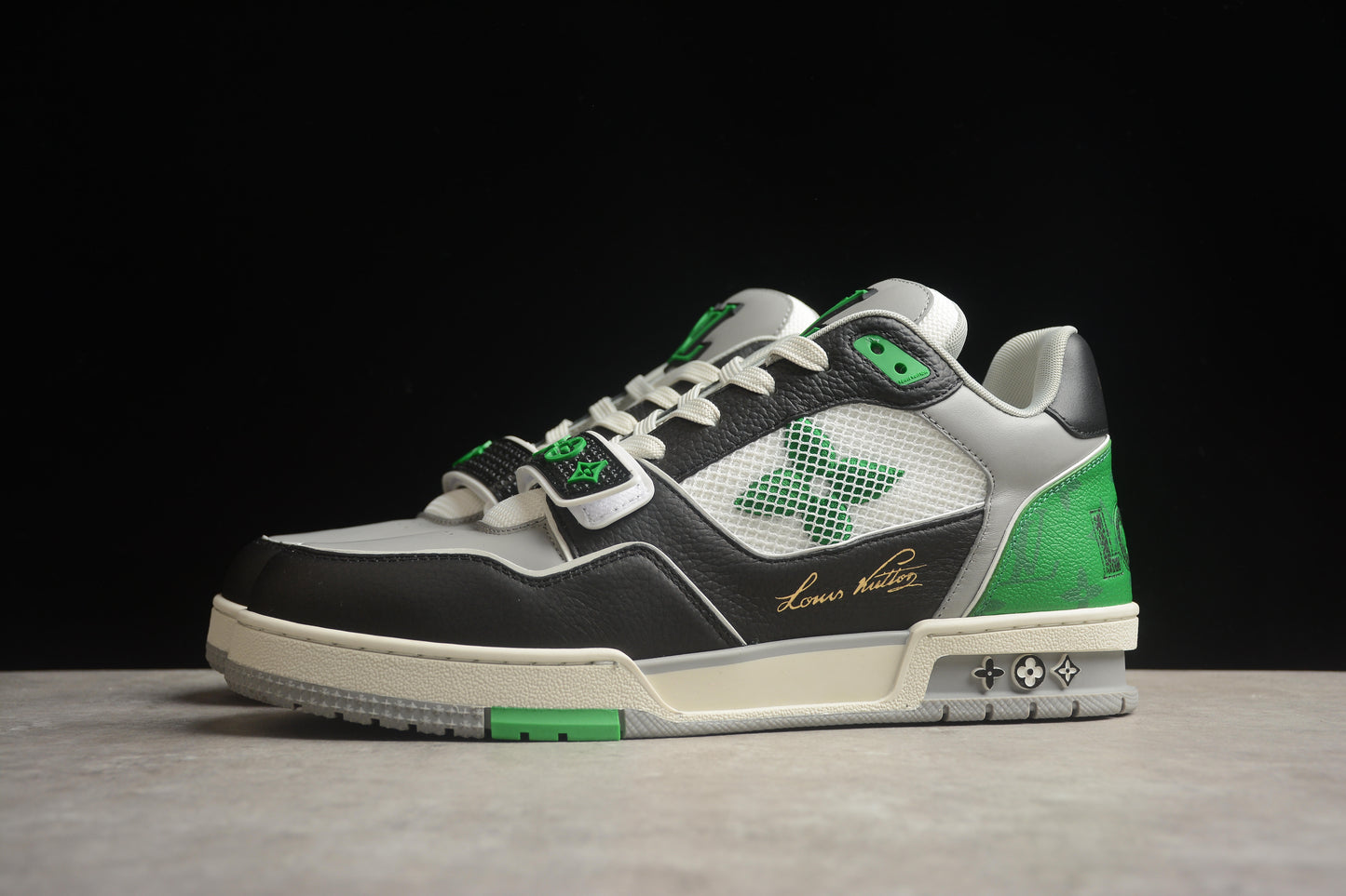 Louis Vuitton Trainer Sneaker Low LV