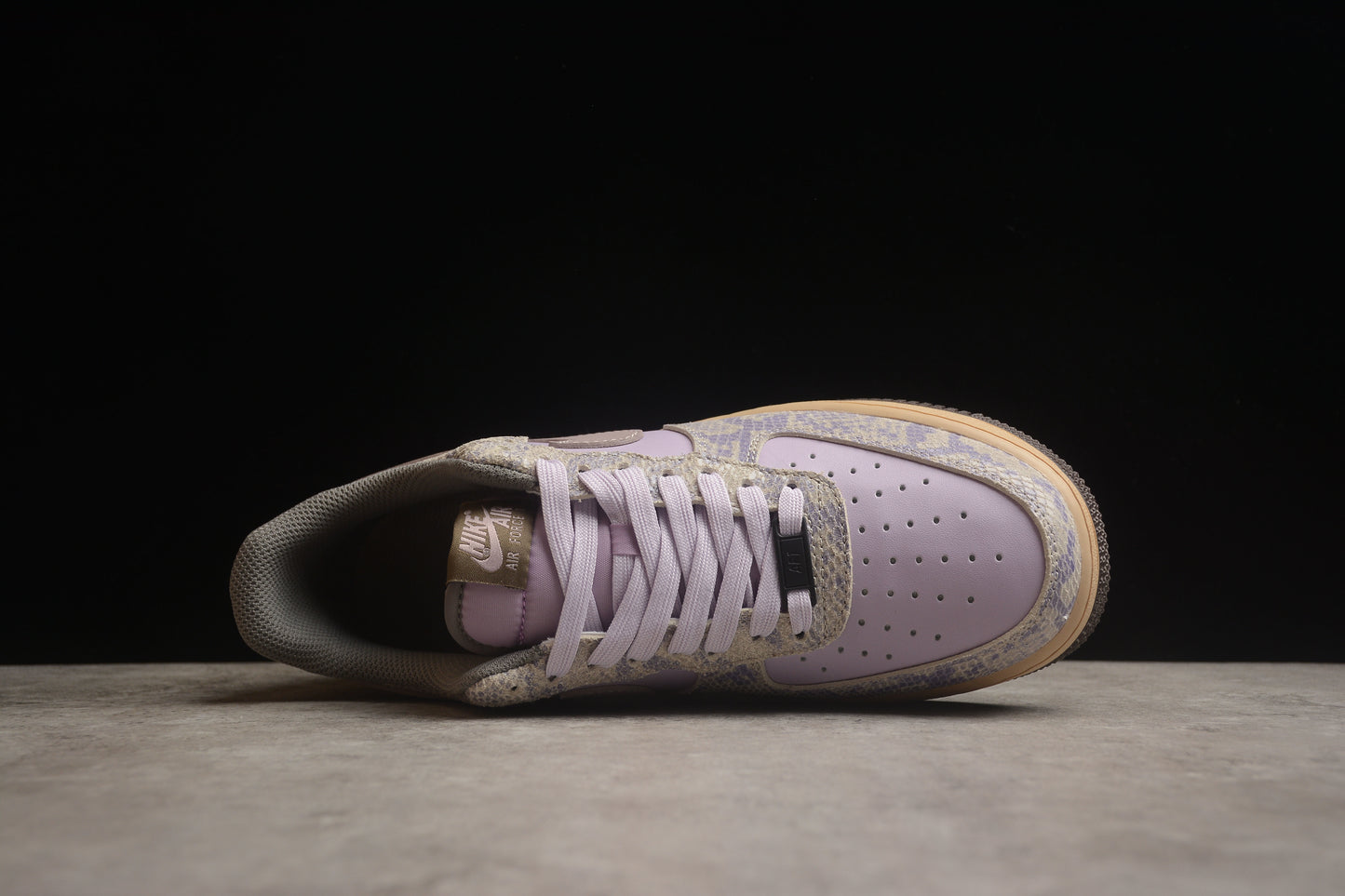 NK Air Force 1 ‘07 Low HF2898-500