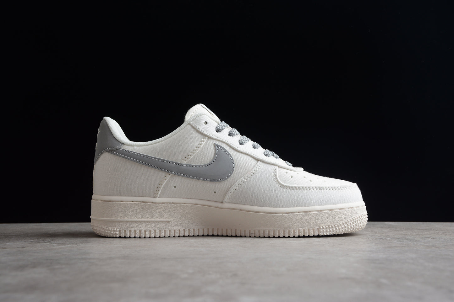 NK Air Force 1 315122-106