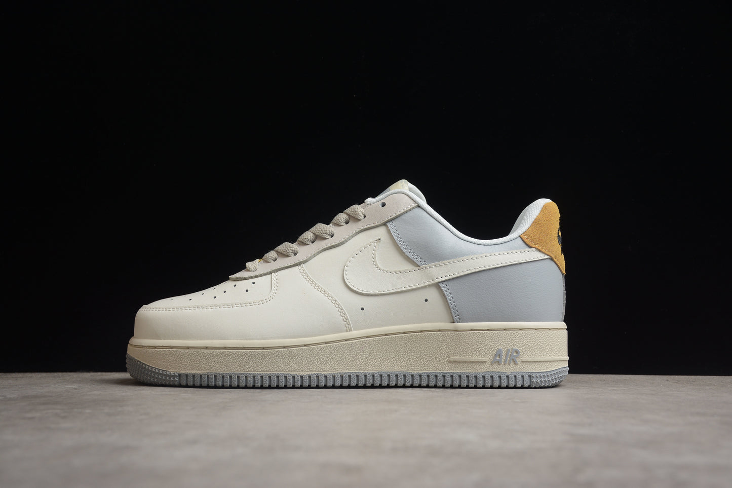NK Air Force 1 CW2288-702
