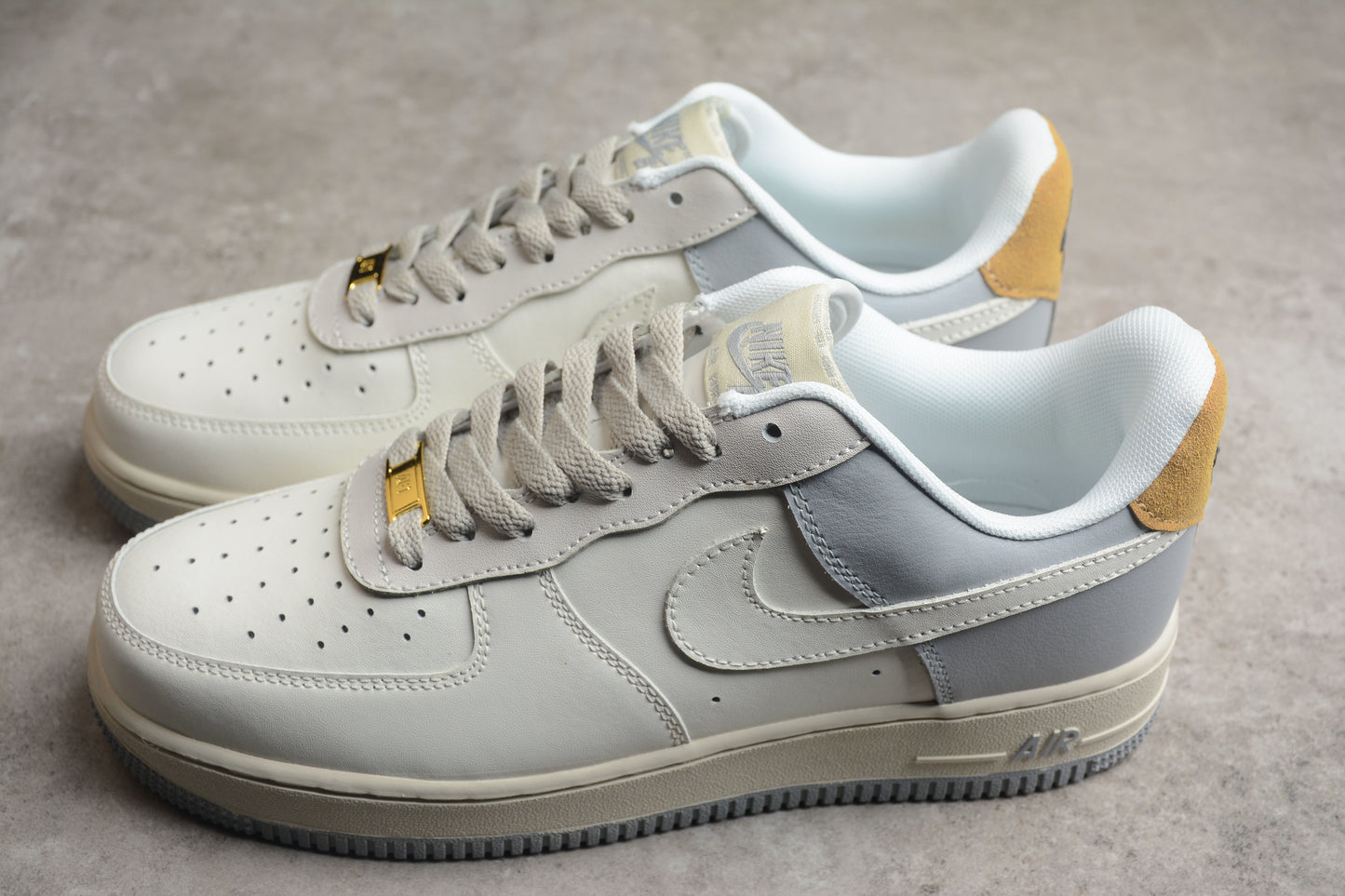 NK Air Force 1 CW2288-702