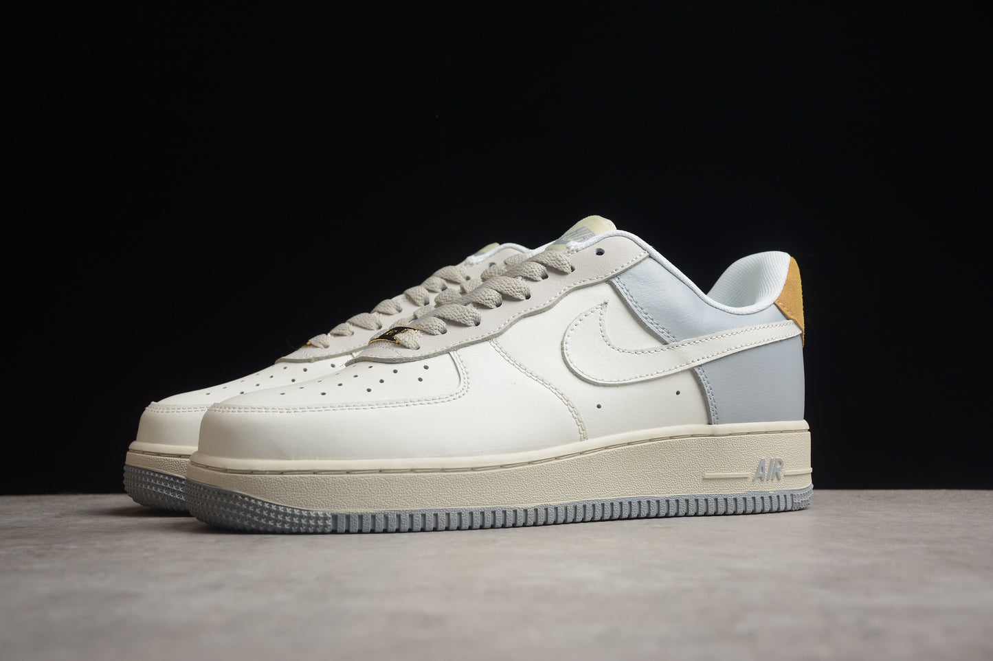 NK Air Force 1 CW2288-702