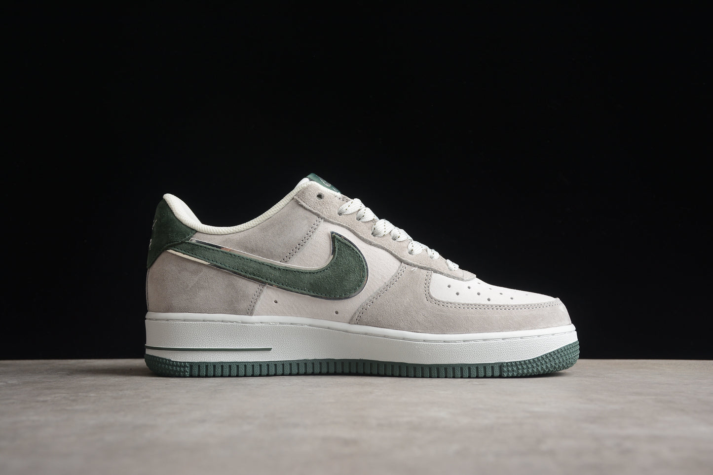 NK Air Force 1 DF3966-723