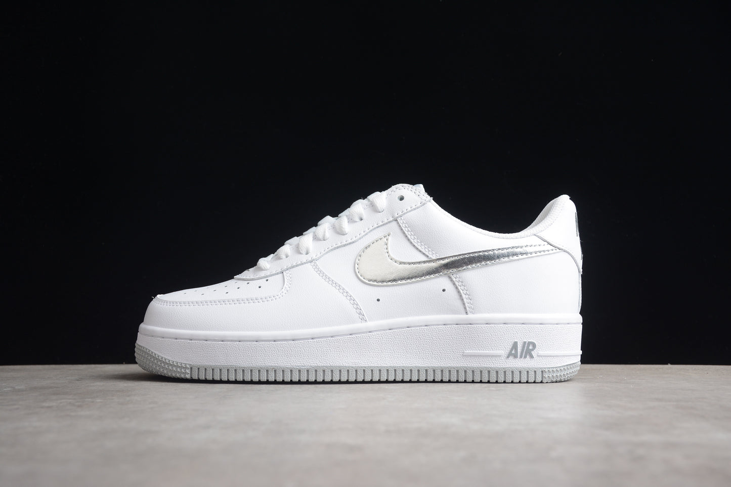 NK Air Force 1 DZ6755-100