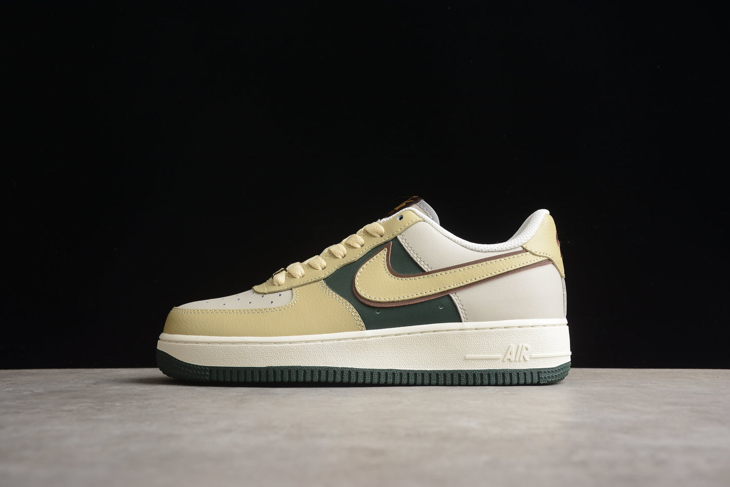 NK Air Force 1 LJ8822-333