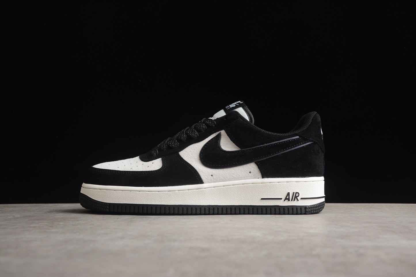 NK Air Force 1 MX0820-502