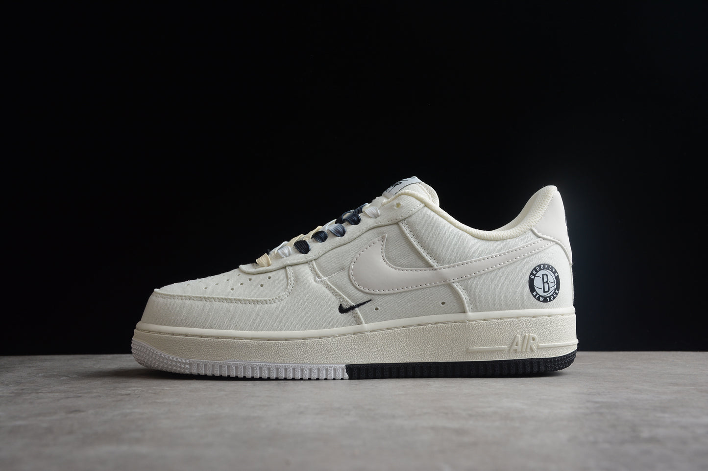 NK Air Force 1 NA2022-001