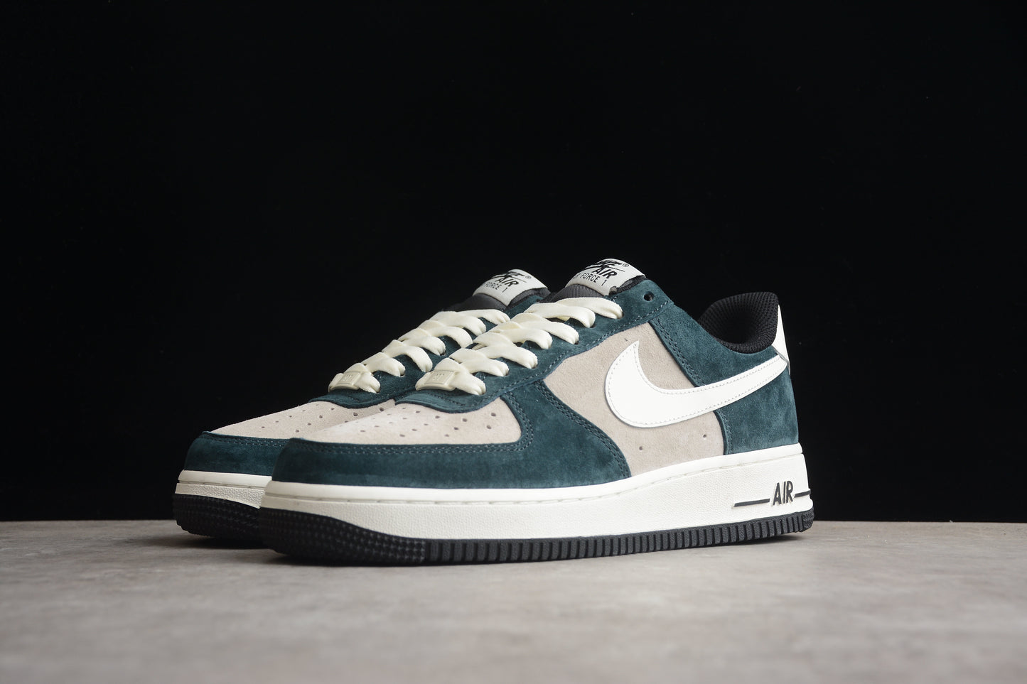 NK Air Force 1 NT9955-318