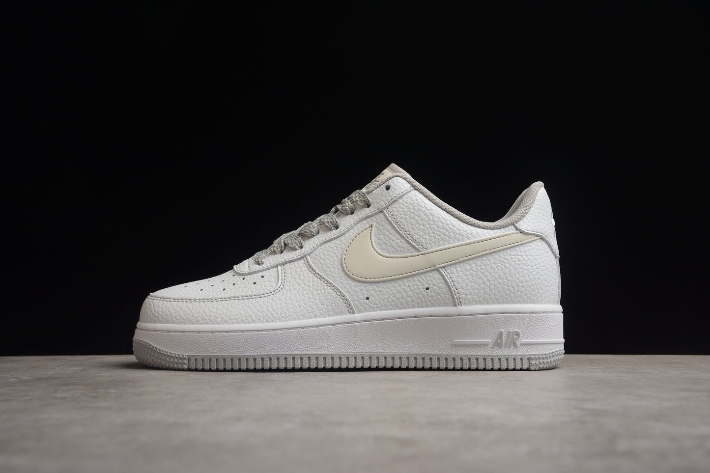 NK Air Force 1 U05369-603
