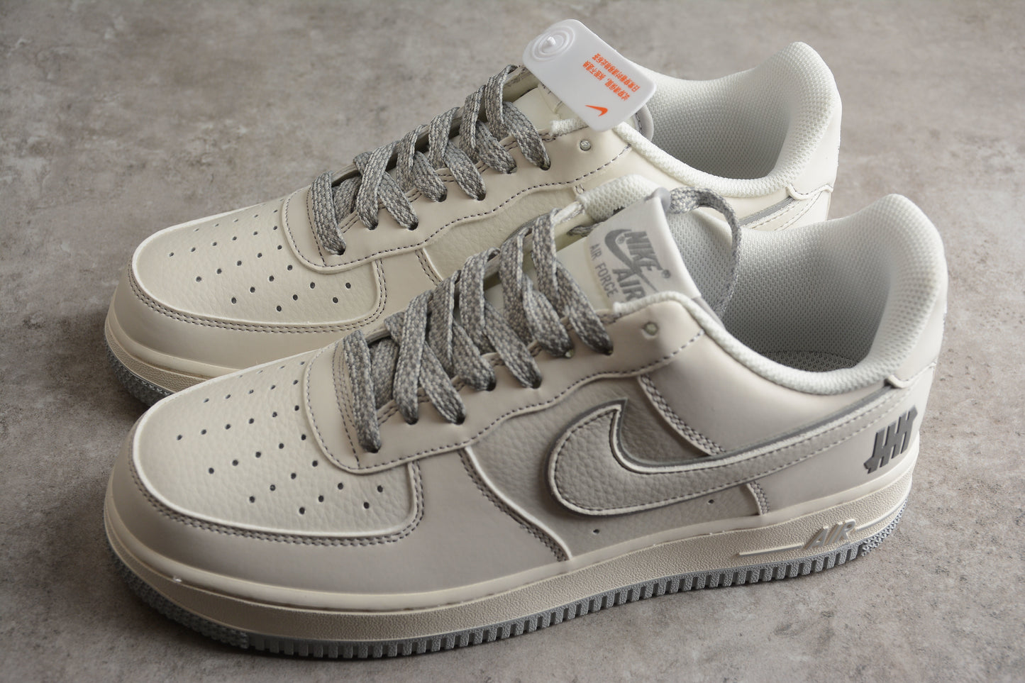 NK Air Force 1 UN3699-055