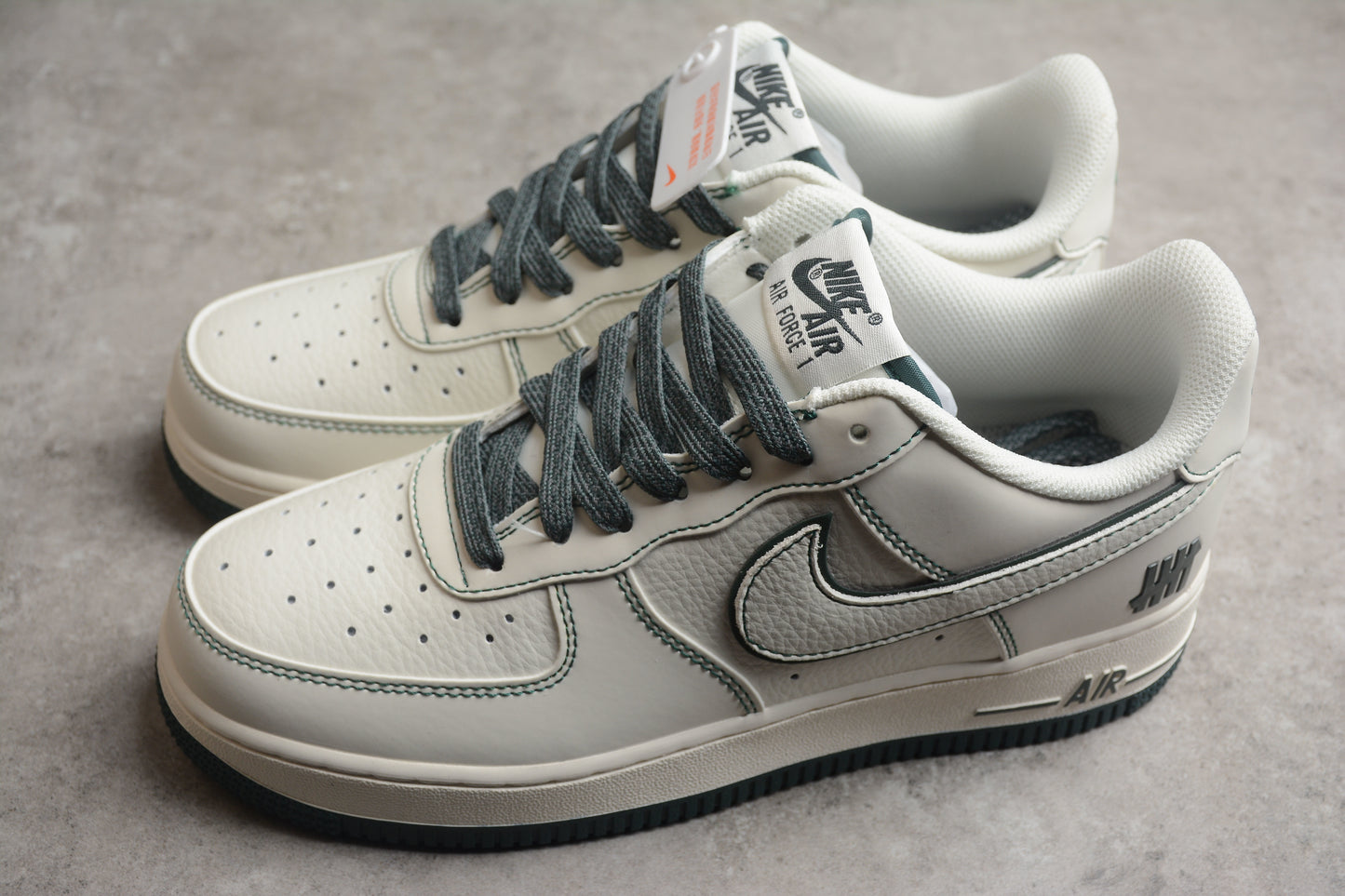 NK Air Force 1 UN3699-066