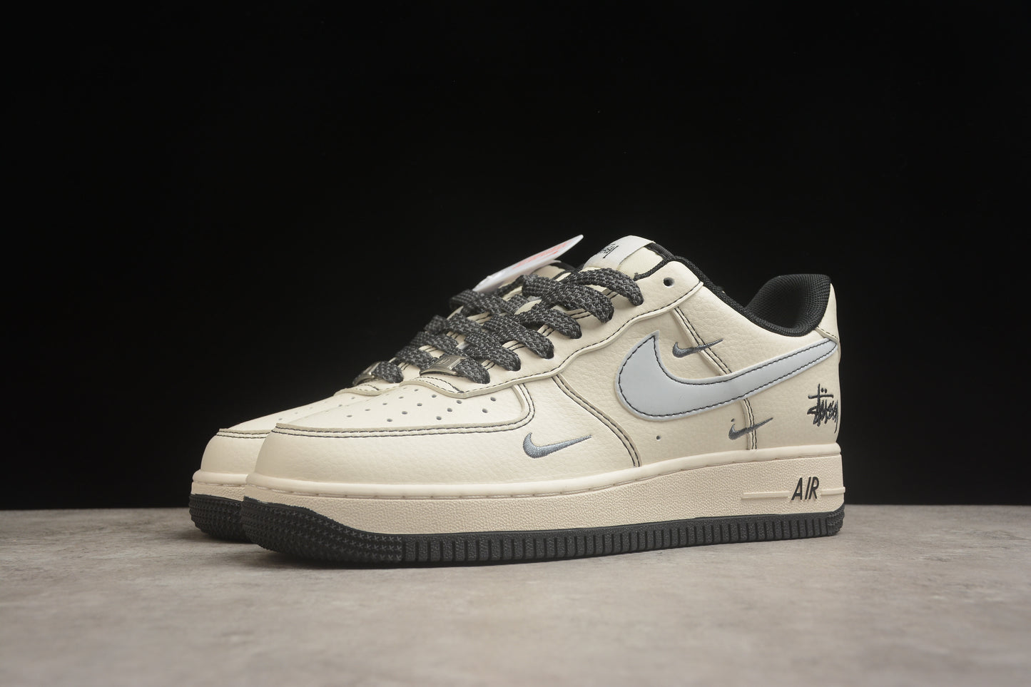 NK Air Force 1 XZ6188-630