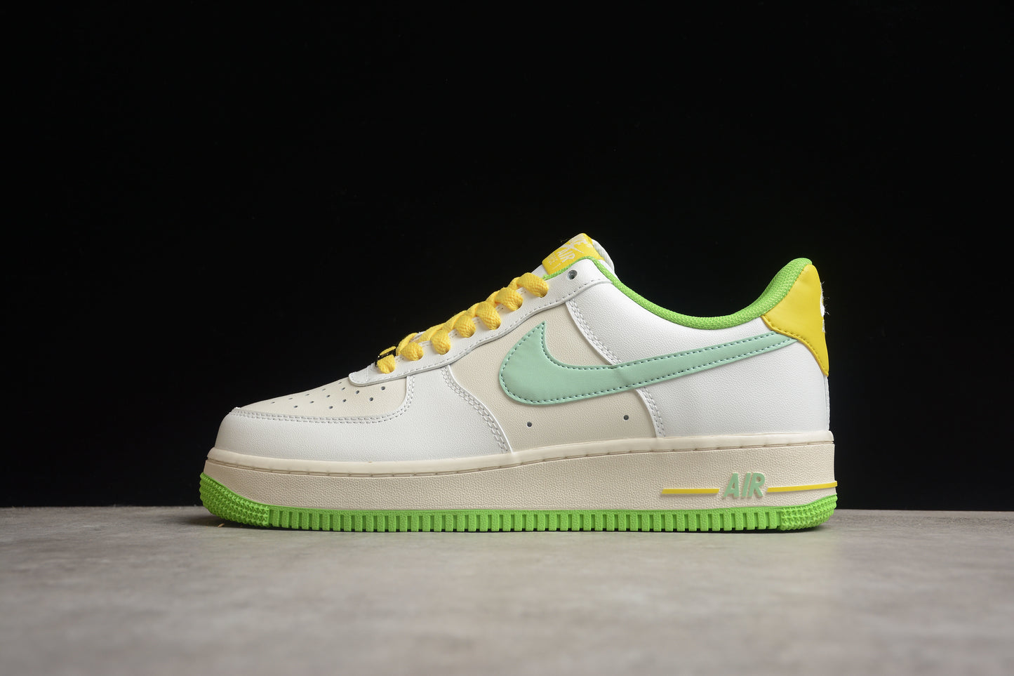 NK Air Force 1 YY3188-104