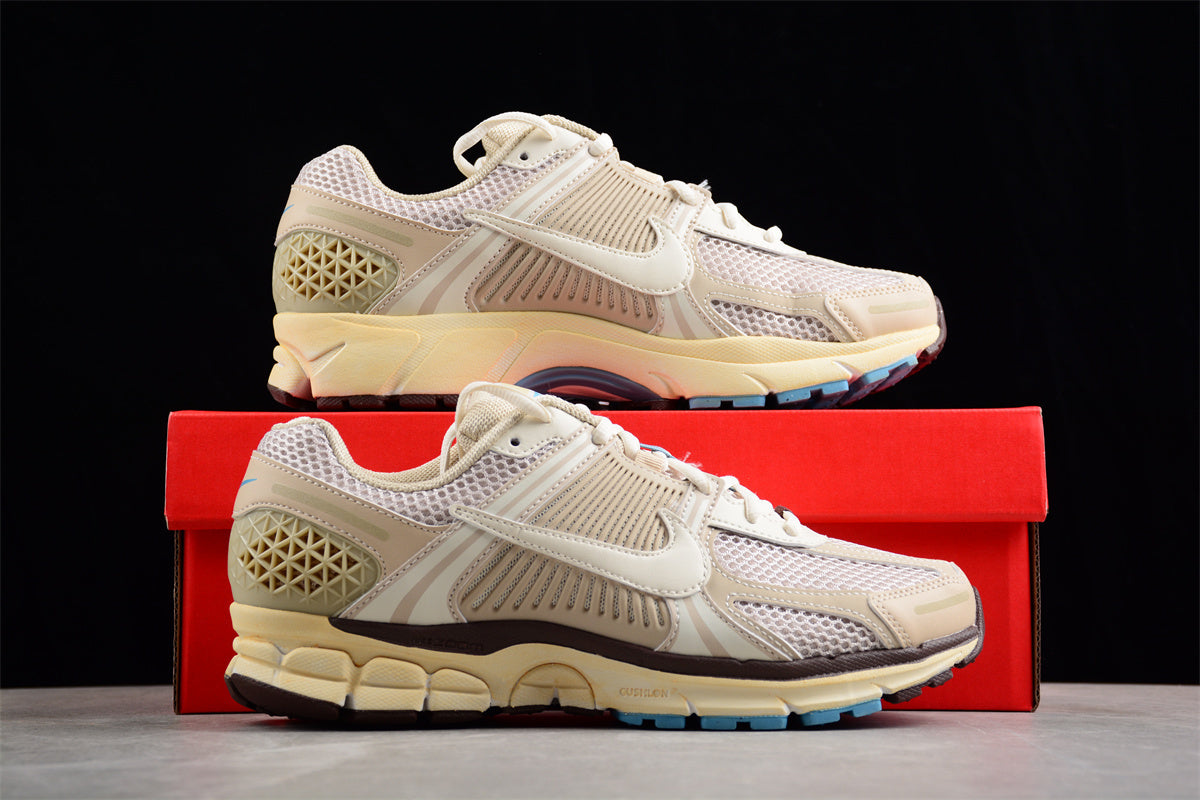 NK Zoom Vomero 5 SP FB8825-111