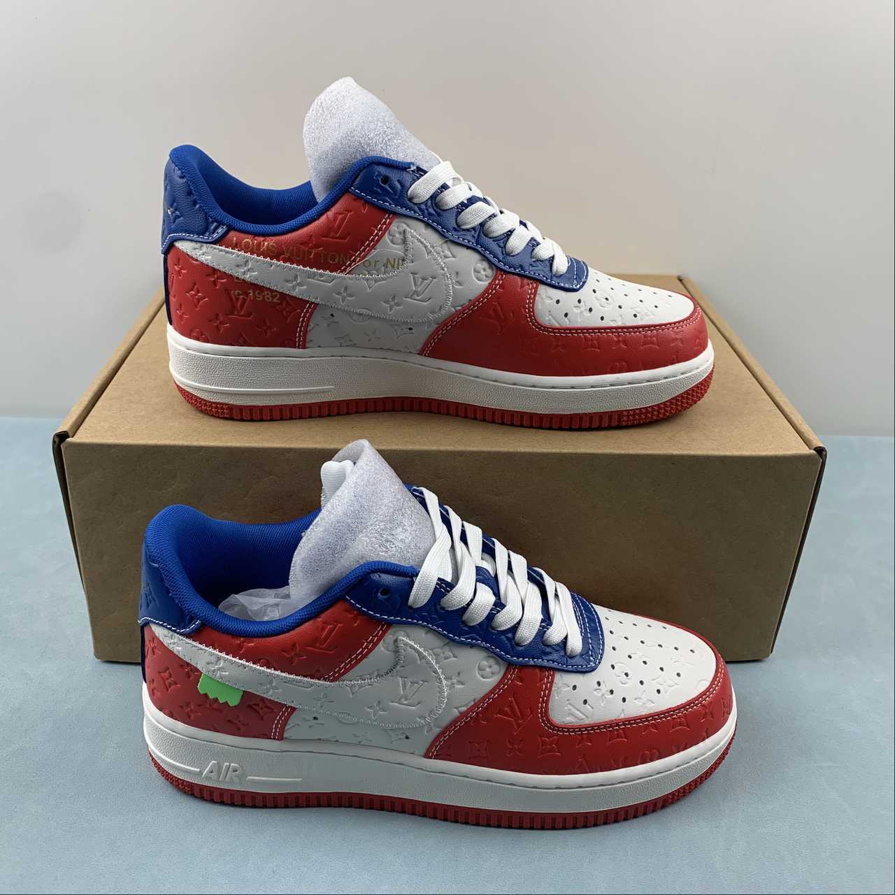 Nike Air Force 1