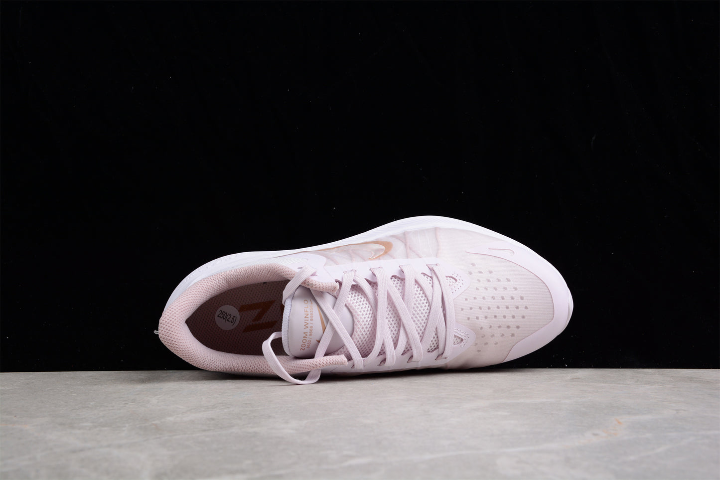 Nike Air Zoom 8 CW3421-500