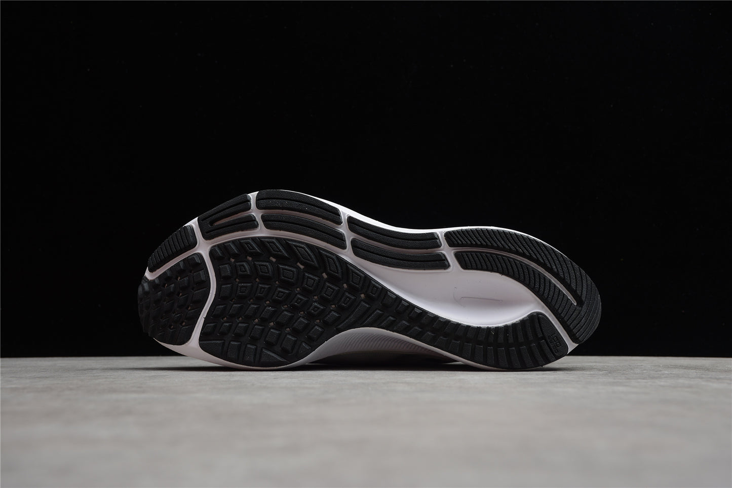 Nike Air Zoom Pegasus 37 – BQ9646-100