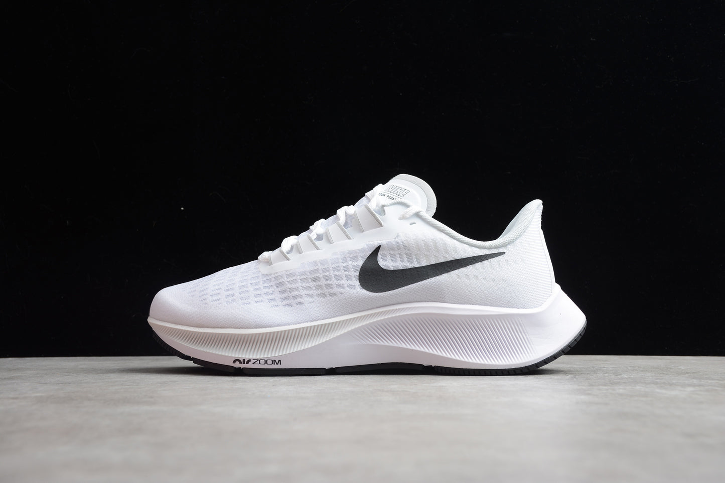 Nike Air Zoom Pegasus 37 White Black CJ0678-100