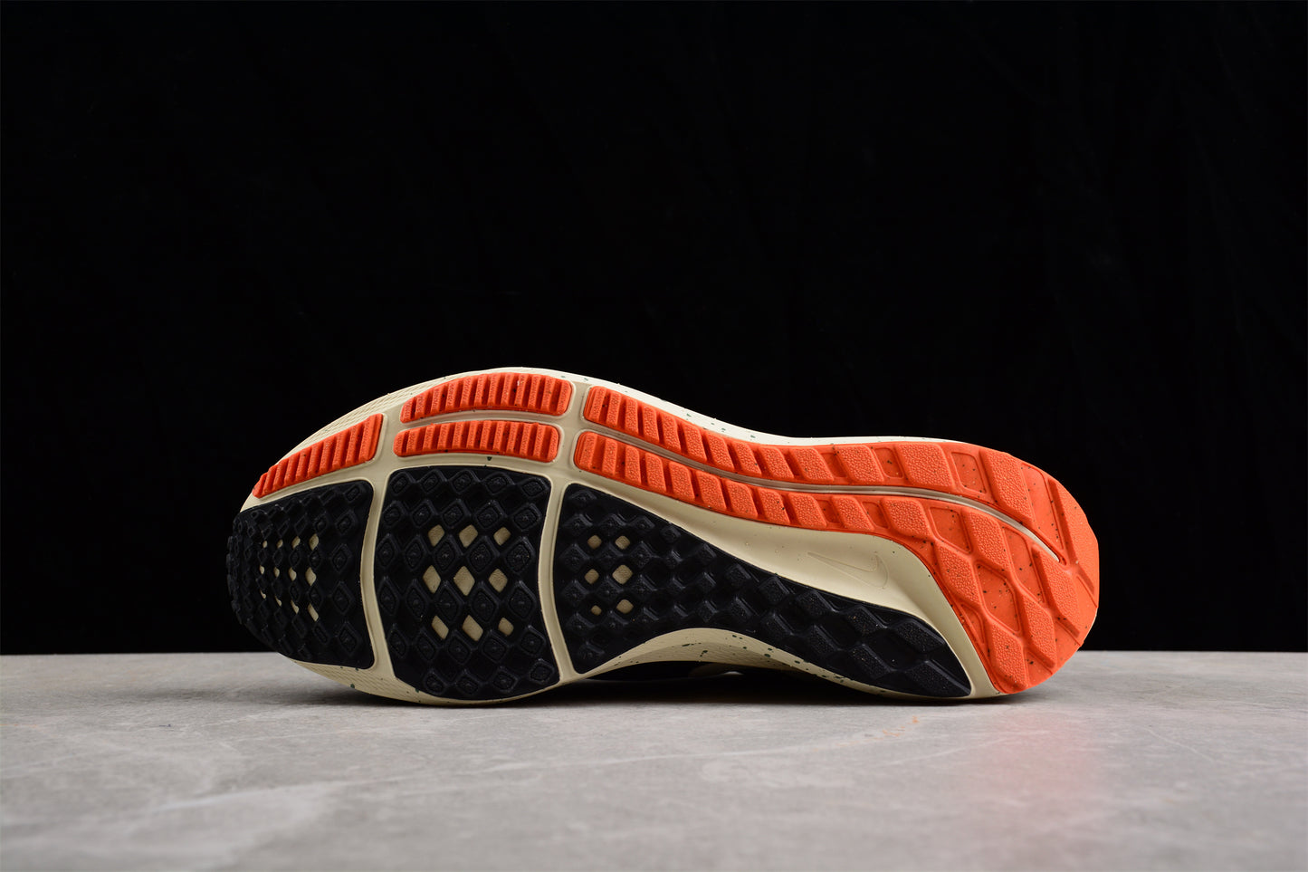 Nike Air Zoom Pegasus 39 – DX6039-071
