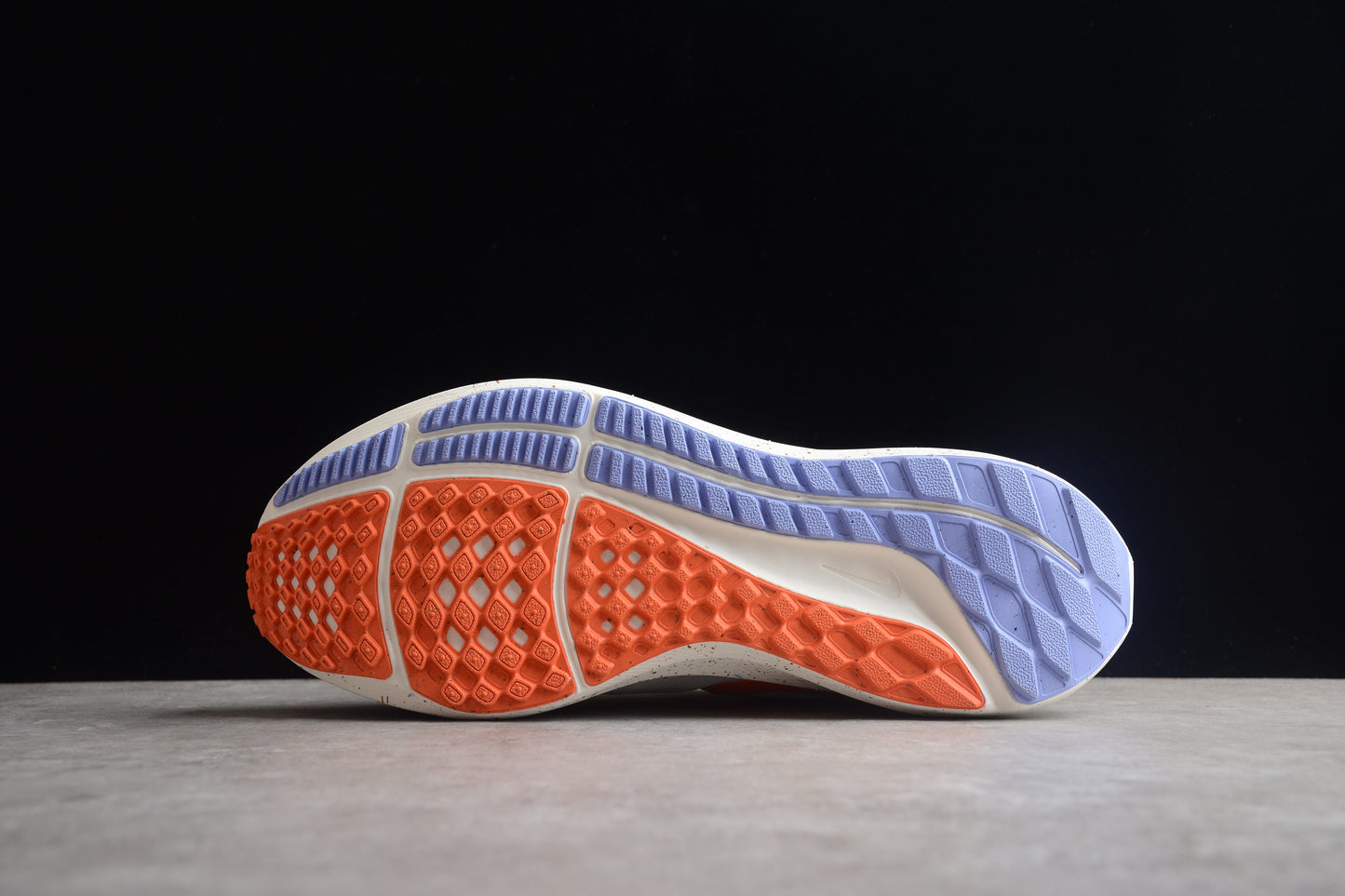 Nike Air Zoom Pegasus 39 – DX6047-018