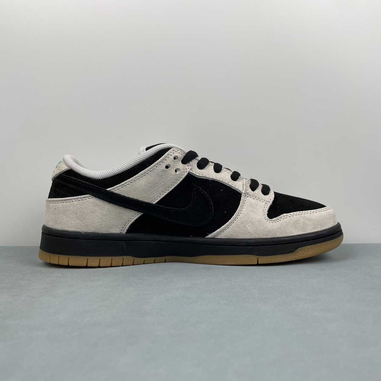 Nike Dunk Low HF3704-001