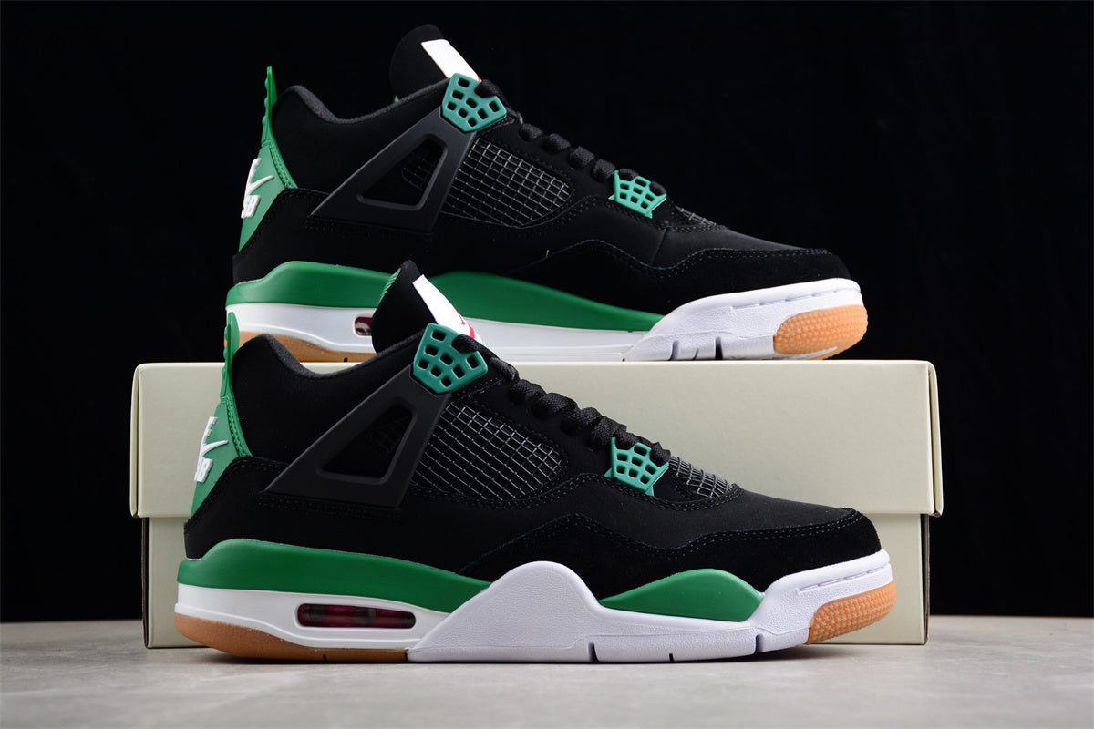 Nike SB x Jordan Air Jordan 4 "Sapphire" AJ4 DR5415-030