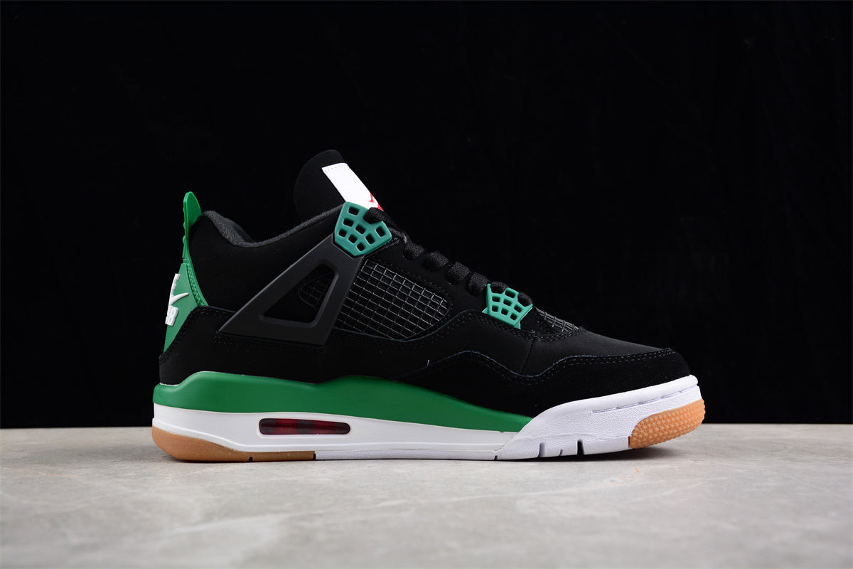 Nike SB x Jordan Air Jordan 4 "Sapphire" AJ4 DR5415-030