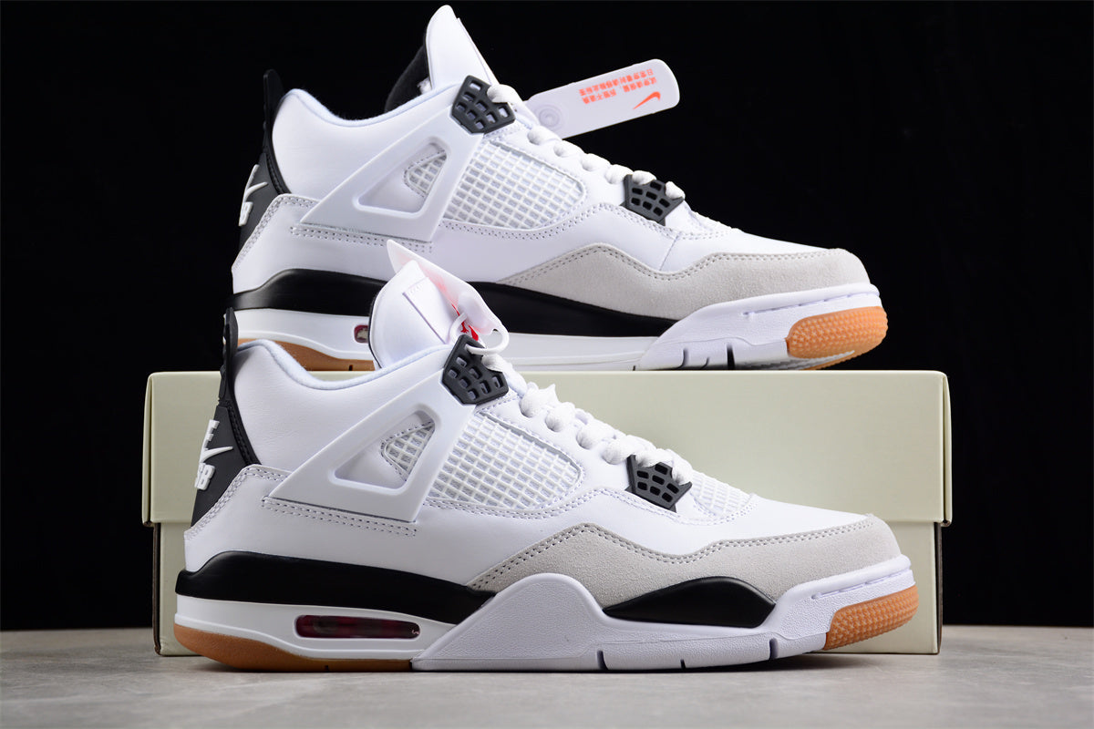 Nike SB x Jordan Air Jordan 4 "Sapphire" AJ4 DR5415-100
