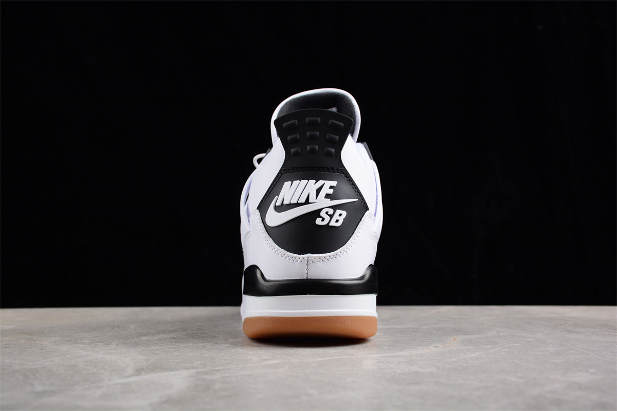 Nike SB x Jordan Air Jordan 4 "Sapphire" AJ4 DR5415-100