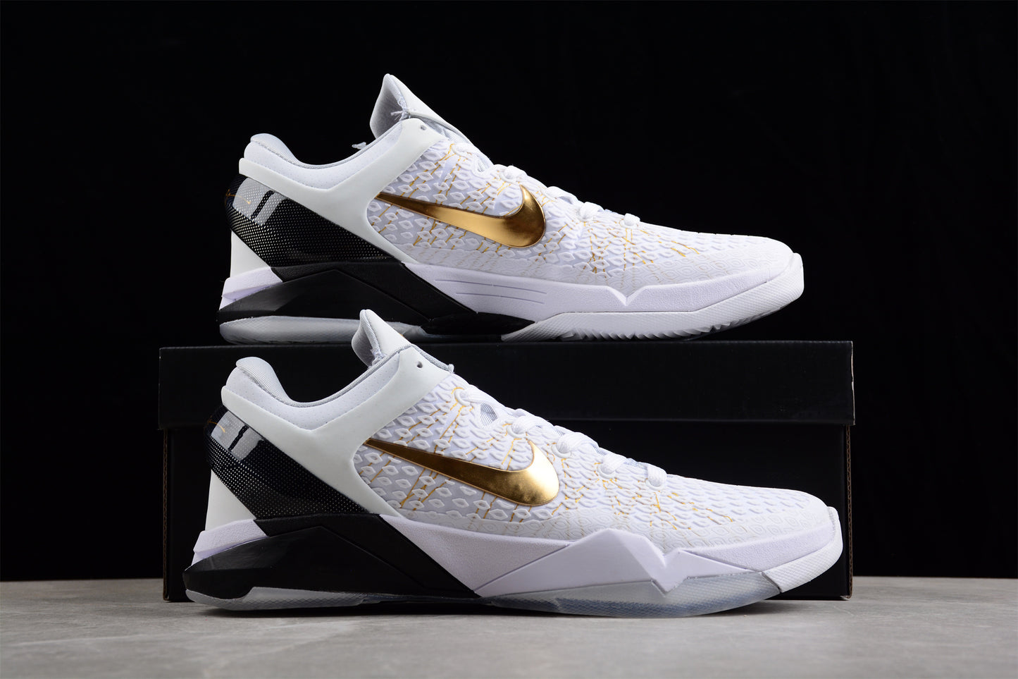 Nike Zoom Kobe 7 Home 511371-100