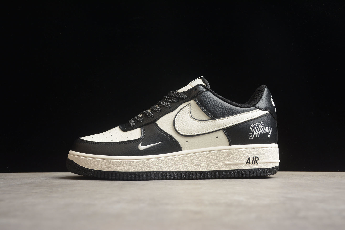 Nk Air Force 1'07 Low AE1686-003