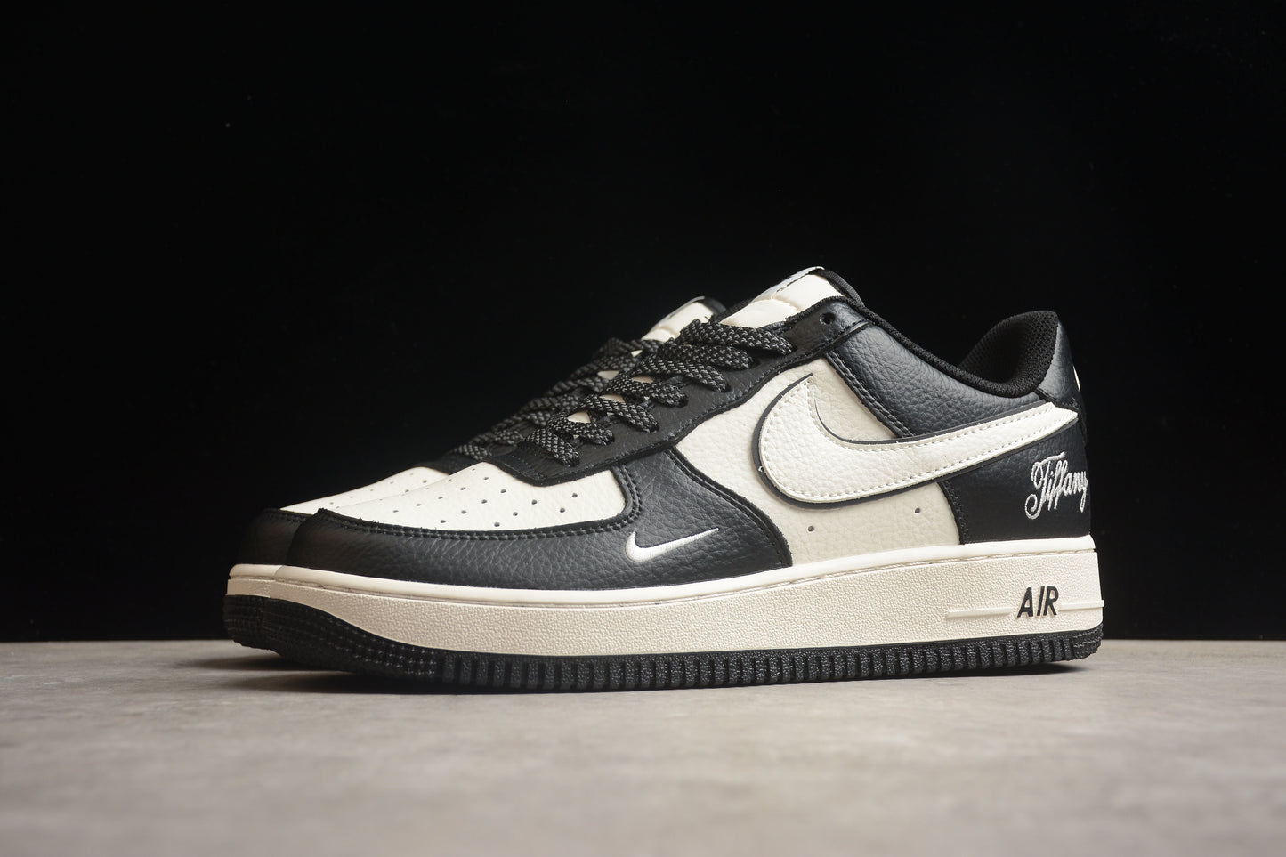 Nk Air Force 1'07 Low AE1686-003