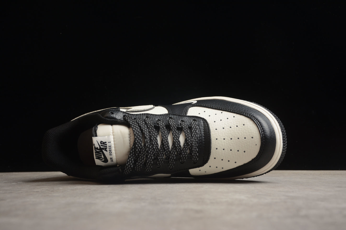 Nk Air Force 1'07 Low AE1686-003