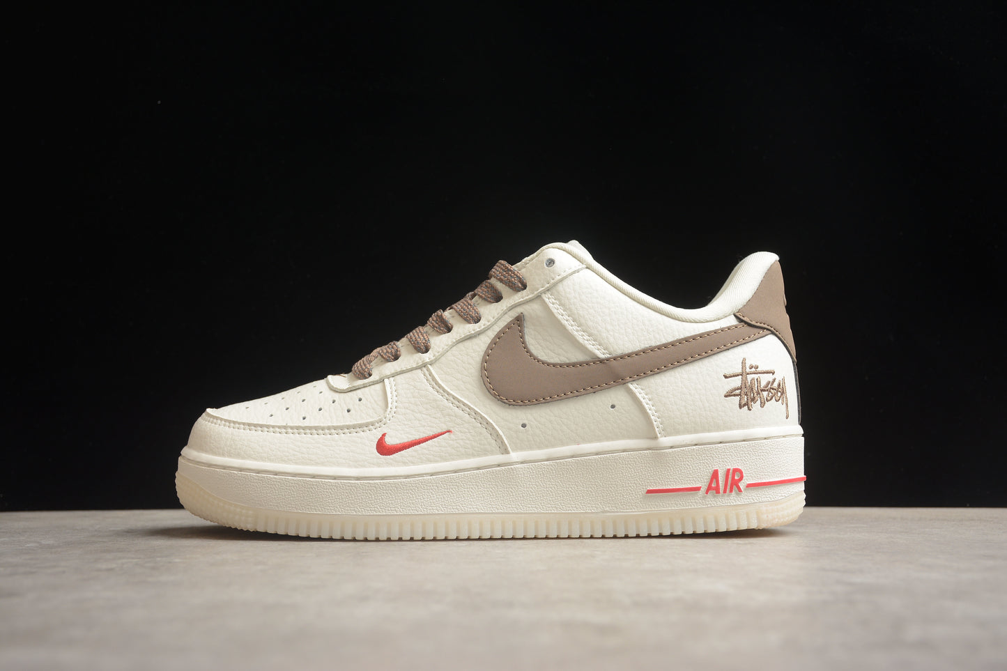 Nk Air Force 1'07 Low AE1686-996