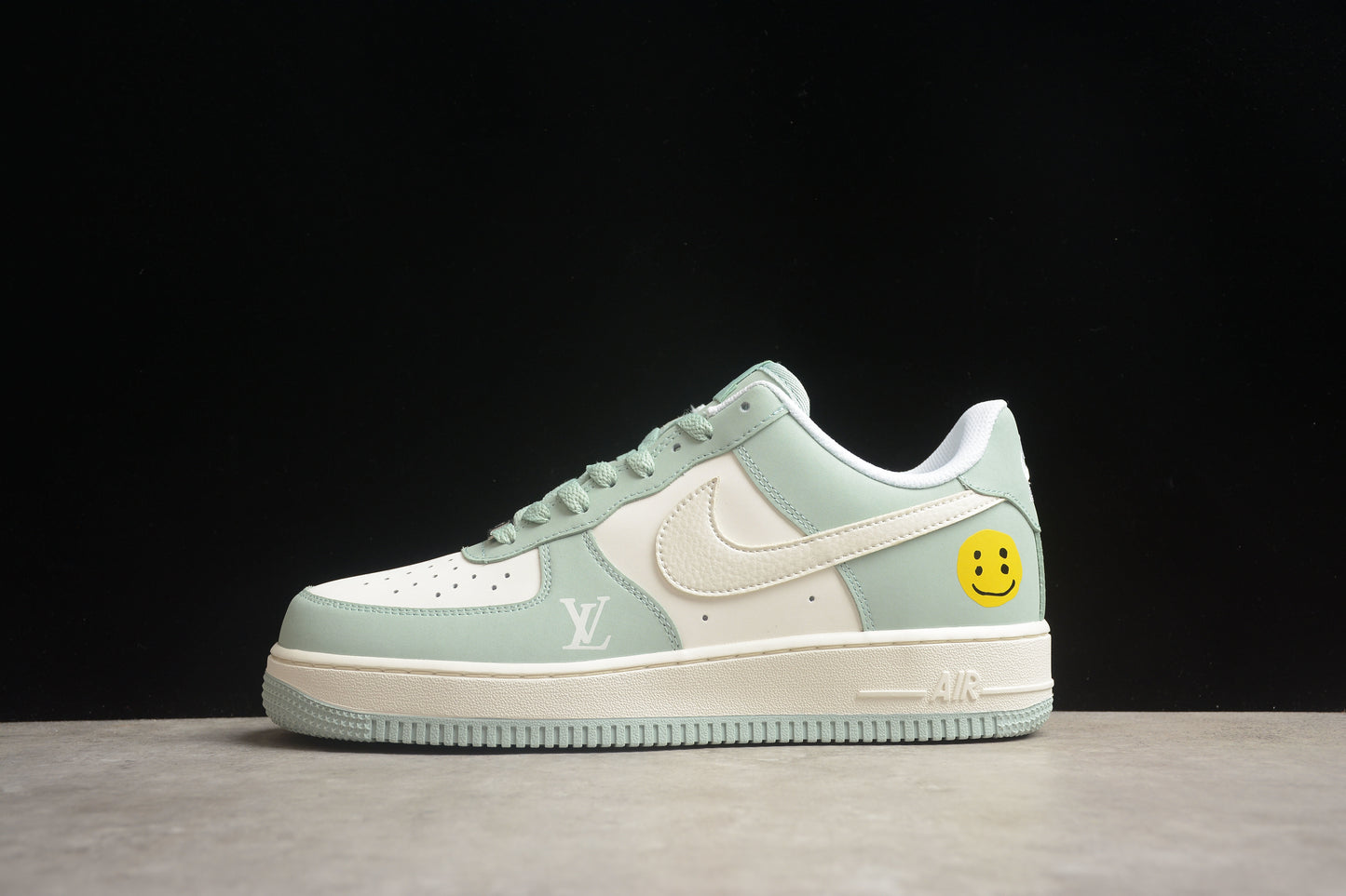 Nk Air Force 1'07 Low BS9055-612