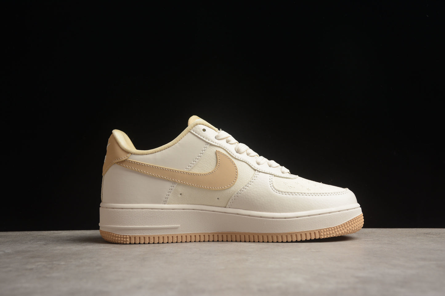 Nk Air Force 1'07 Low BS9055-747