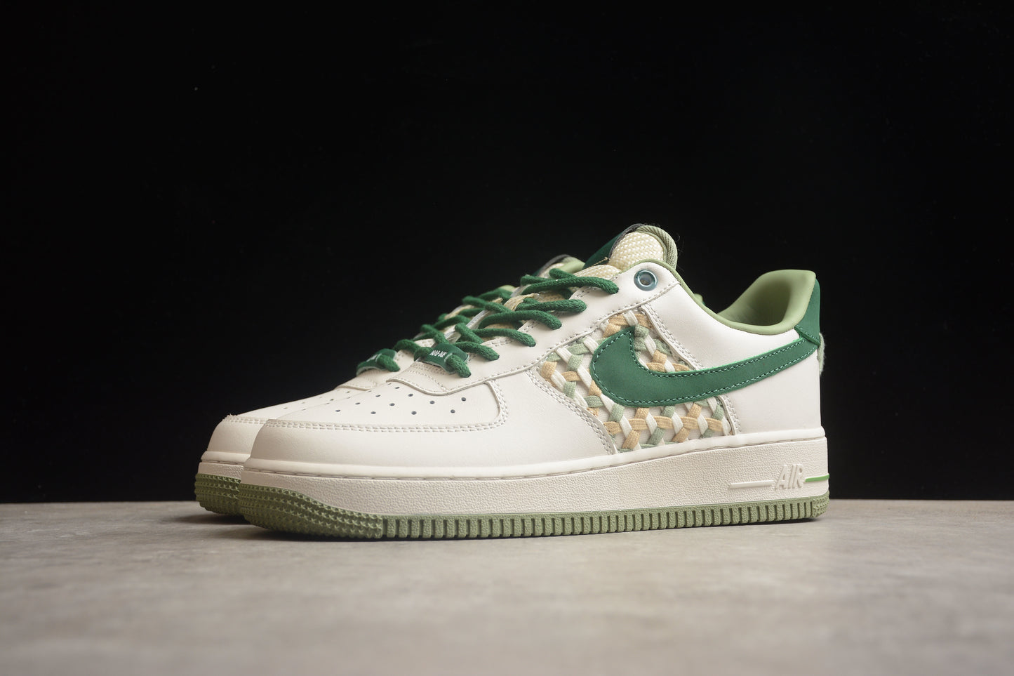 Nk Air Force 1'07 Low "Bamboo" FN0369-100